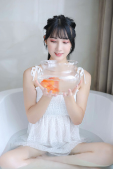 盛装舞步爱作战粤语