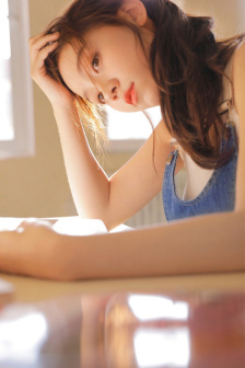 美女131